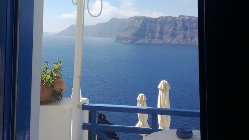 Kan du klappa katterna på Santorini